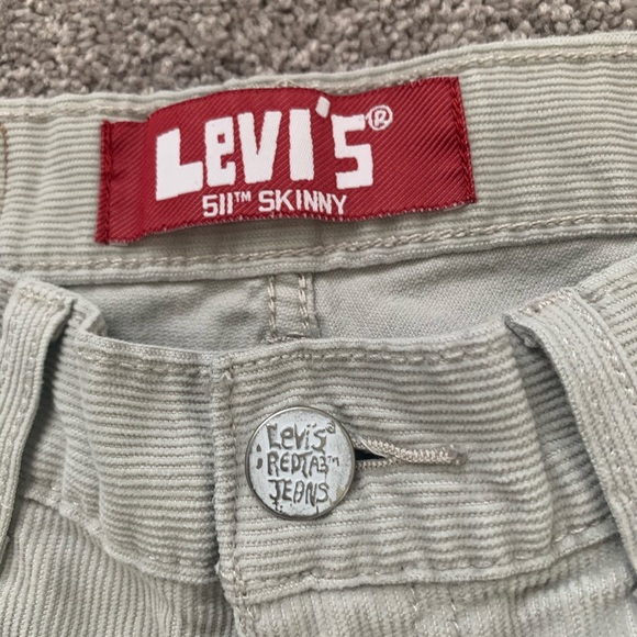 SOLD! CORDUROY LEVIS 511’s🙈 - Picture 4 of 4